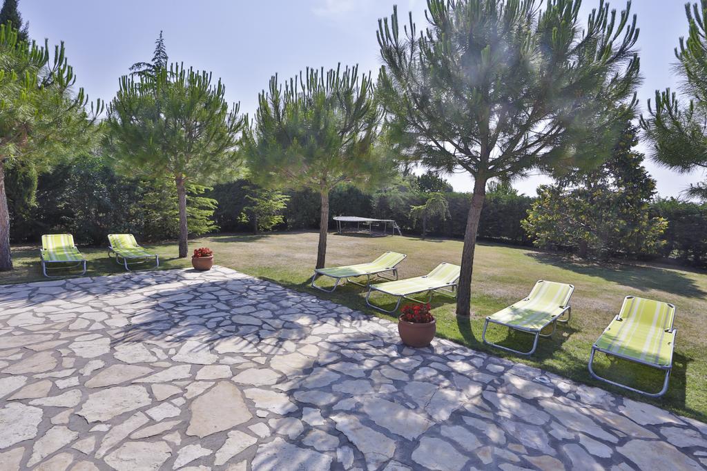 Casa Oasa -accommodation, Pizzeria & Bar